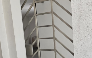 renta-consultorio-gustavo-a-madero Consultorios Colonia Lindavista entrada con elevador y escaleras